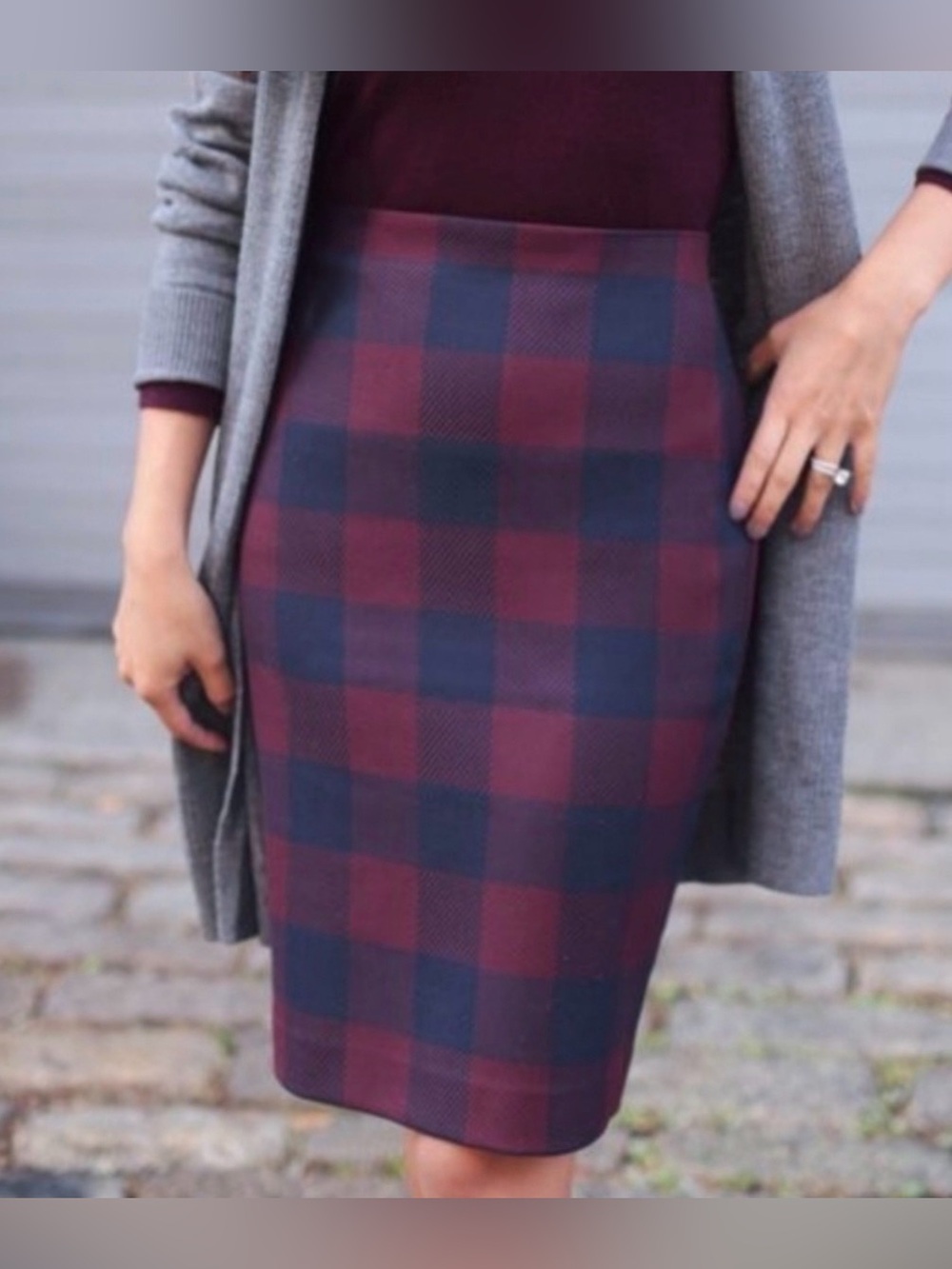 Ann Taylor Burgundy and Navy Plaid Pencil Skirt - Picture 8 of 8